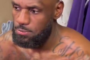 幽默！字母哥此前直播被网友叫Goat：我不是goat，你才是山羊！